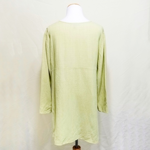 Eileen Fisher light green linen tunic top oversized button down size Medium - Picture 2 of 6